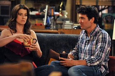 Josh Radnor e Cobie Smulders nell'episodio Big Days, premiere della stagione 6 di How I Met Your Mother