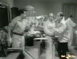 Nello Appodia insieme a Ugo Tognazzi e Enzo Garinei nel film TU CHE NE DICI (1959 Silvio Amadio)