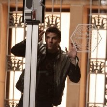 David Boreanaz nell'episodio The Proof in the Pudding di Bones