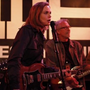 Emily Deschanel nell'episodio The Rocker in the Rinse Cycle di Bones