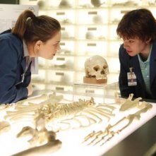 La Guest Star Eric Millegan Ed Emily Deschanel Nell Episodio The Parts In The Sum Of The Whole Di Bo 172923