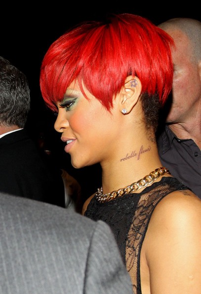 Rihanna Sfoggia Il Suo Nuovo Tatuaggio La Scritta Rebelle Fleur Dopo Un Concerto Al Madison Square G 173318