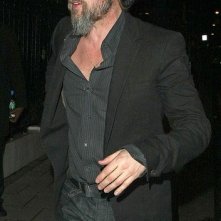 Pitt Con Un Look Diverso Dal Solito 173732