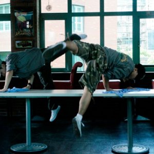 Una sequenza di YONG XIN TIAO (SHOWTIME) di STANLEY KWAN