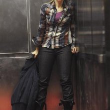 Sarah Gadon in una scena dell'episodio I Came to Haplin for the Waters di Happy Town