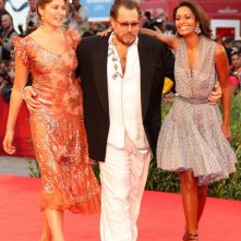 Venezia 2010: Rula Jebreal con Stella e Julian Schnabel presentano il film Miral