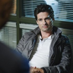 Warren Christie nell'episodio Slight of Hand di Happy Town