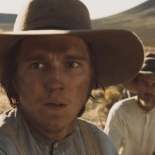 Paul Dano in una scena del film Meek's Cutoff
