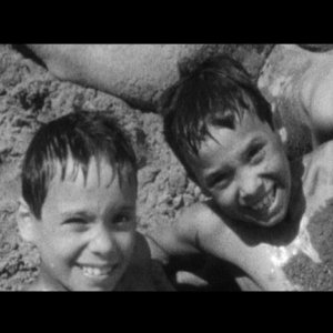 Un'altra immagine di repertorio tratta da 1960, documentario di Gabriele Salvatores.