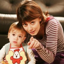Alessandra Mastronardi con la bambina ne I Cesaroni 4