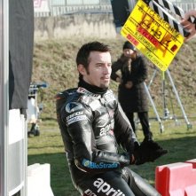 Max Biaggi sul set de I Cesaroni 4