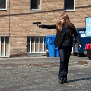 Anna Torv nell'episodio Olivia di Fringe