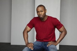 Robbie Jones in una foto promozionale di Hellcats