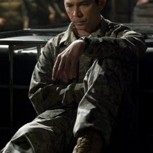 Il Col. Telford (Lou Diamond Phillips) in: Aftermath di Stargate Universe