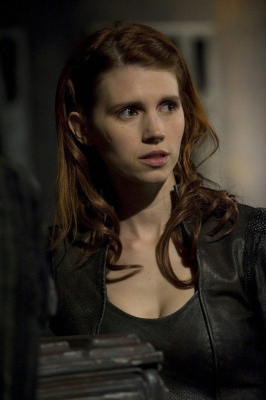 Julie Mcniven Interpreta Ginn Nell Episodio Aftermath Di Stargate Universe 174656