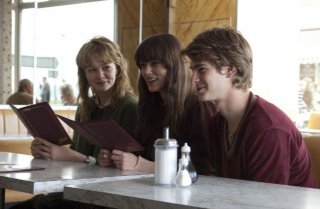 Keira Knightley, Andrew Garfield e Carey Mulligan, protagonisti di Never Let Me Go