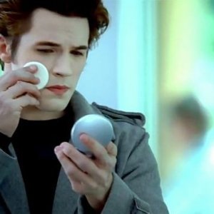 Matt Lanter nei panni del vanitoso Edward nel film Vampires Suck