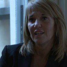 Sabina Rossa, orfana per un atto terroristico, nel film Niente Paura