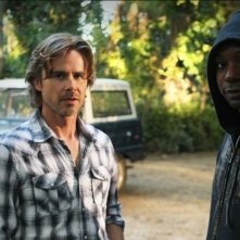 Sam Trammell e Nelsan Ellis nell'episodio Evil Is Going On di True Blood