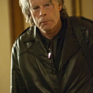 Lo scrittore Stephen King nell'episodio Home di Sons of Anarchy
