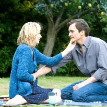 Natascha McElhone e Rupert Friend in una scena del film The Kid