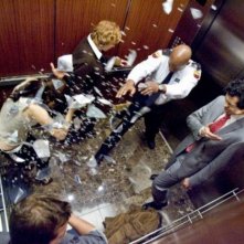 Una scena claustrofobica tratta dall'horror Devil