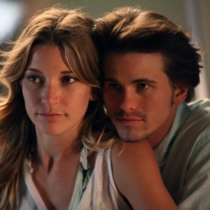 Jason Ritter e Sarah Roemer nel pilot di The Event