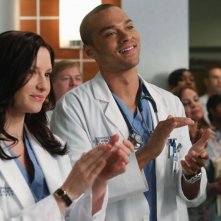 Chyler Leigh e Jesse Williams nell'episodio With You I'm Born Again di Grey's Anatomy