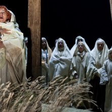 Maria Paiato in una scena del film La passione