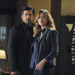 Patrick Dempsey ed Ellen Pompeo in una scena dell'episodio Shock to the System di Grey's Anatomy