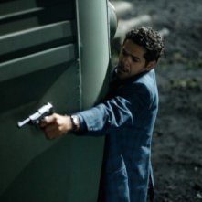 Jamel Debbouze in una sequenza del film Hors-la-loi