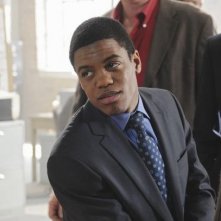 Jon Michael Hill nel pilot della serie Detroit 1-8-7