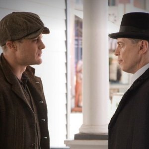 Michael Pitt e Steve Buscemi nel pilot della serie HBO Boardwalk Empire