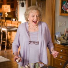 Betty White in un'immagine del film You Again