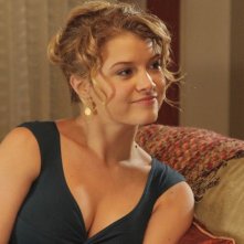 La guest star Sarah Jones nell'episodio One in Every Family di Lone Star