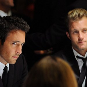 Alex O'Loughlin e Scott Caan nell'episodio Malama Ka Anna di Hawaii Five-0