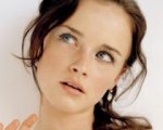 Alexis Bledel in Violet and Daisy