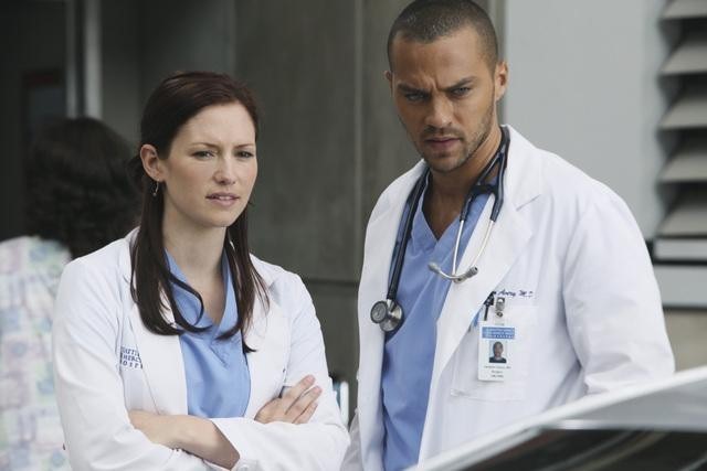 Chyler Leigh e Jesse Williams nell'episodio Superfreak di Grey's Anatomy