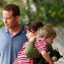 Cole Hauser e Kate Levering in un'immagine del film Like Dandelion Dust