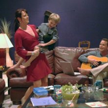 Cole Hauser e Kate Levering in una scena del film Like Dandelion Dust