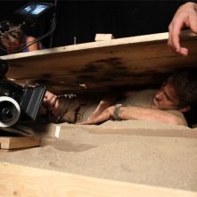 Ryan Reynolds durante le complesse riprese del film Buried diretto da Rodrigo Cortéz