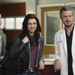 Sean Carrigan, Caterina Scorsone ed Eric Dane nell'episodio Superfreak di Grey's Anatomy