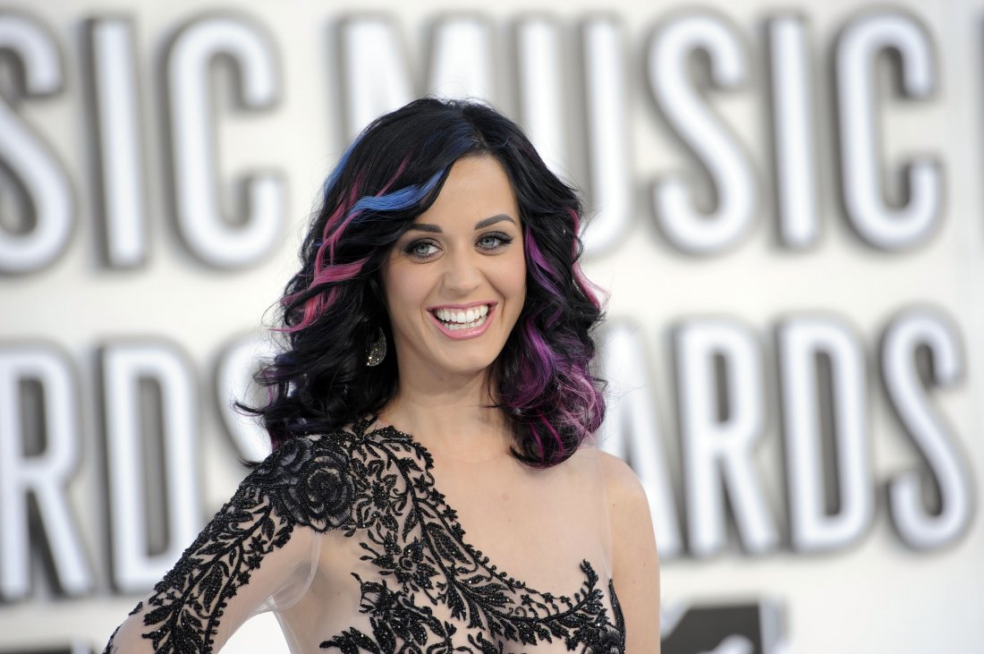 Una Sorridente Katy Perry Agli Mtv Video Music Awards 2010 176417