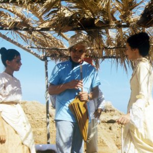 Consuelo Ciatti con Michele Placido sul set di 'Un viaggio chiamato amore'