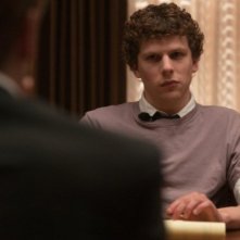 Jesse Eisenberg interepreta il giovane padre di Facebook in The Social Network