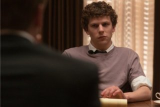 Jesse Eisenberg interepreta il giovane padre di Facebook in The Social Network