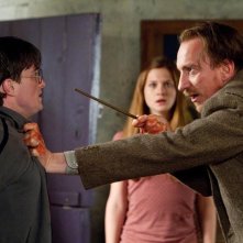 Una scena del film Harry Potter e i Doni della Morte - parte 1 con Daniel Radcliffe, David Thewlis e Bonnie Wright