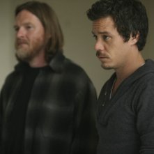 Donal Logue e Michael Raymond-James in Change Partners di Terriers