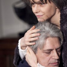 Francesca Neri e Fabrizio Bentivoglio, protagonisti del film Una sconfinata giovinezza
