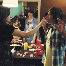 Jimmy Bennett e Kay Panabaker nell'episodio No Ordinary Vigilante di No Ordinary Family